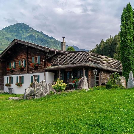 Rustic Farmhouse With Sauna In Bramberg Villa Neukirchen am Großvenediger Екстериор снимка